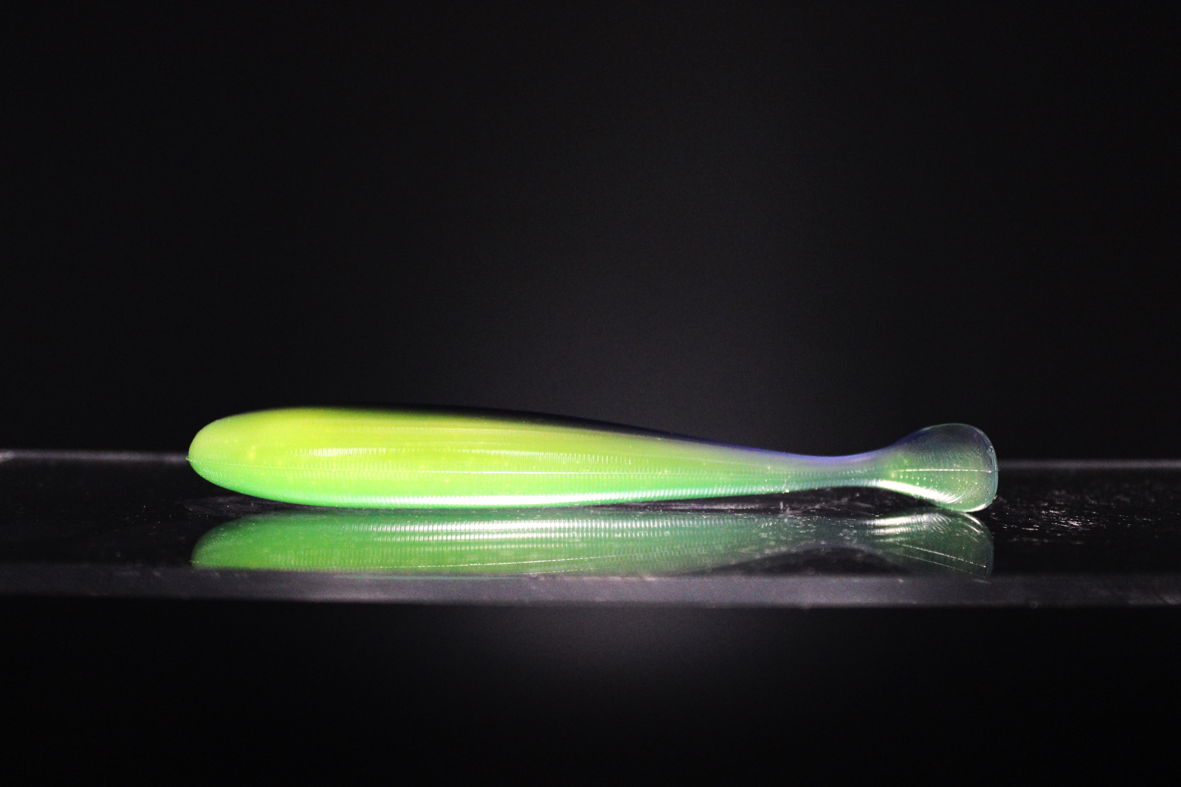 Verde y Moado - 4" Paddle Tail Swimbait